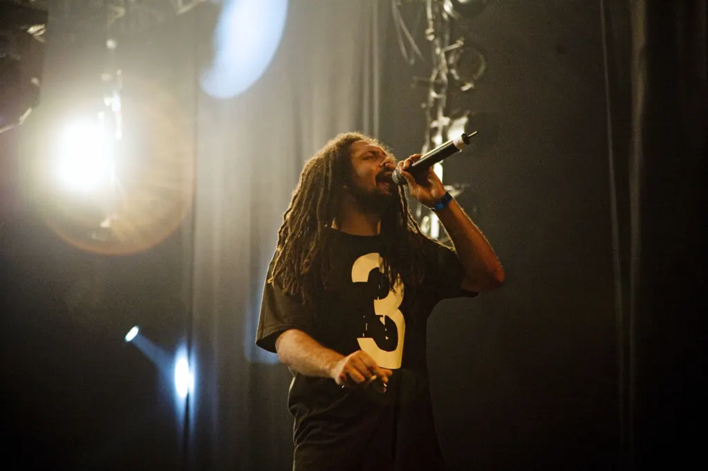 The Bug with MCs · Dour Festival 2008